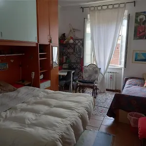  Alloggio in famiglia Piazza Bologna Via Stamira 74 Interno 12 Vita Felice